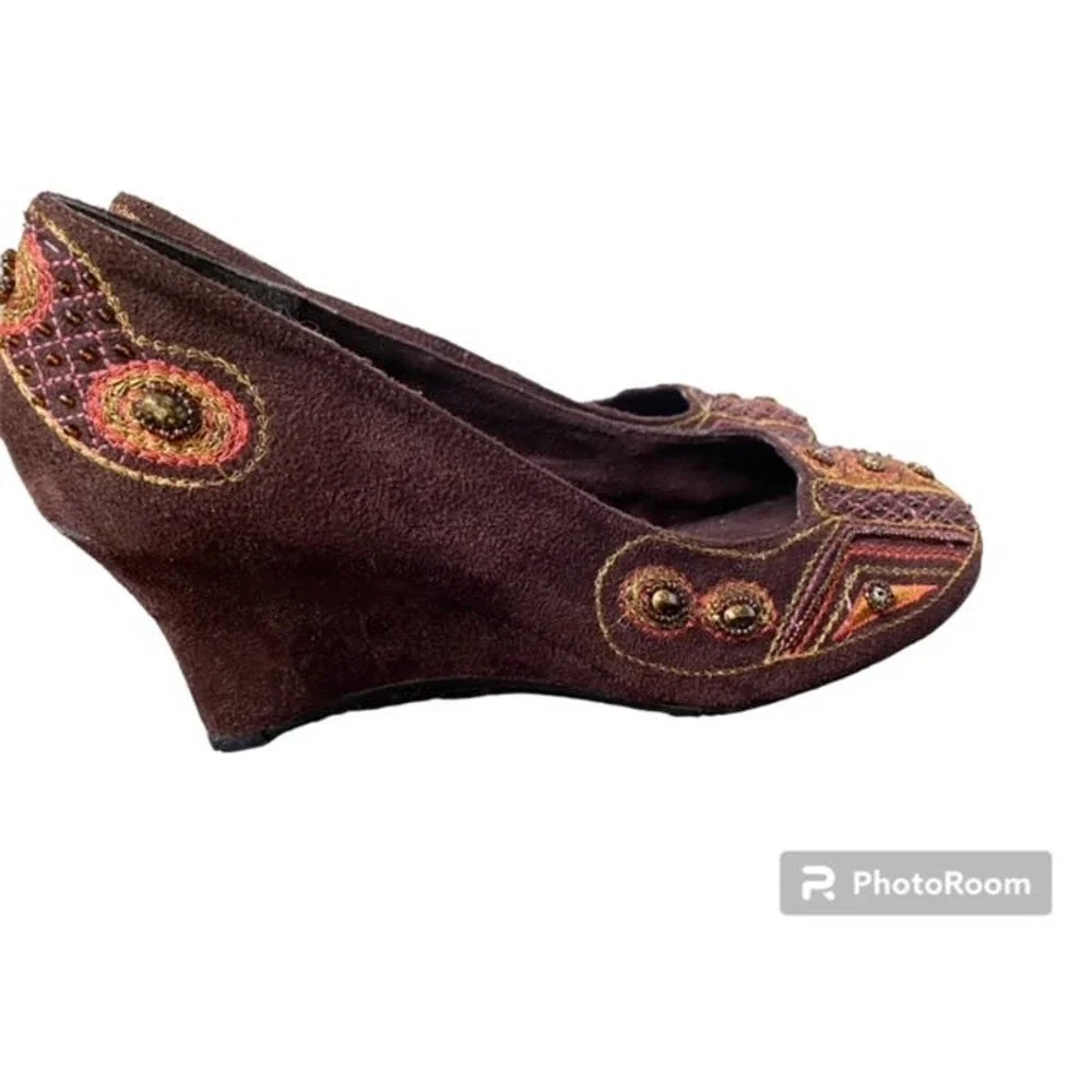 Nomad Dark Brown Suede Wedges‎ with Embroidery